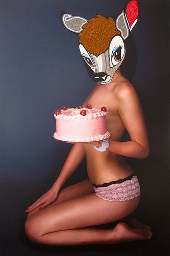 Bambi with cake