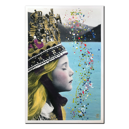 Sandie%20Carol%20-%20Fjorddraum%20gold%20print%20square